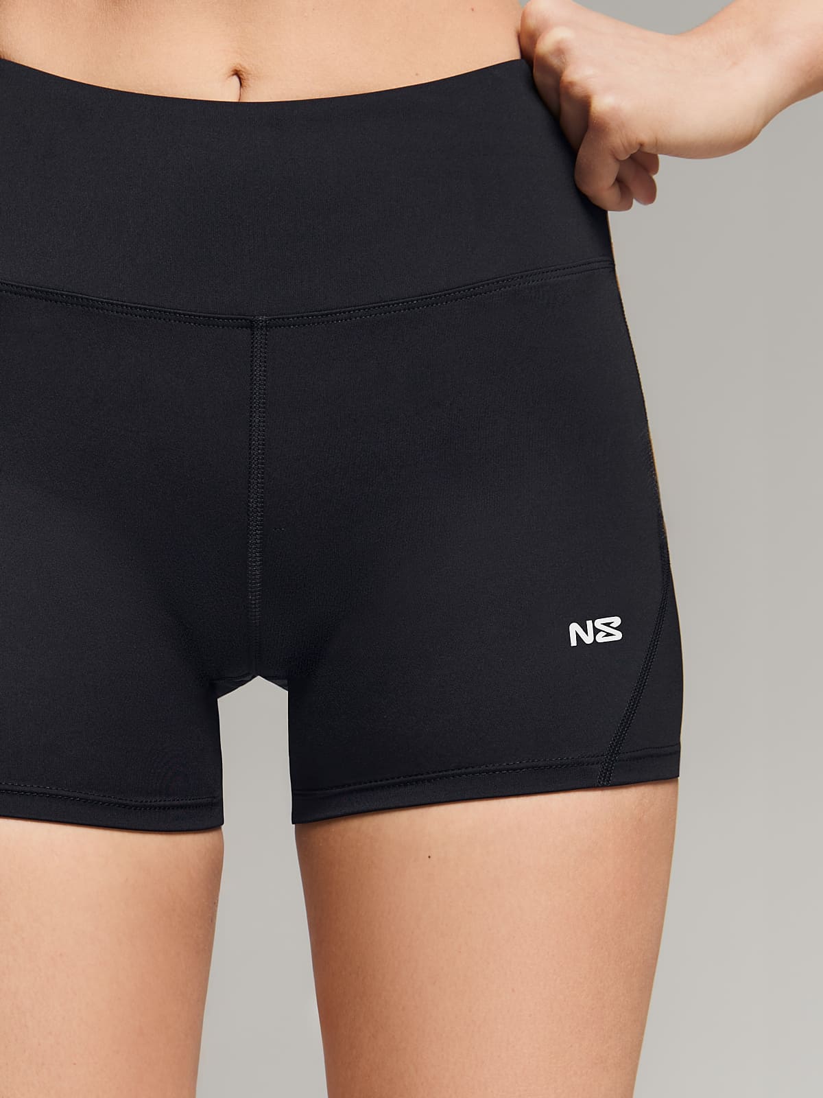 Neverlate Шорты 11.140, черный