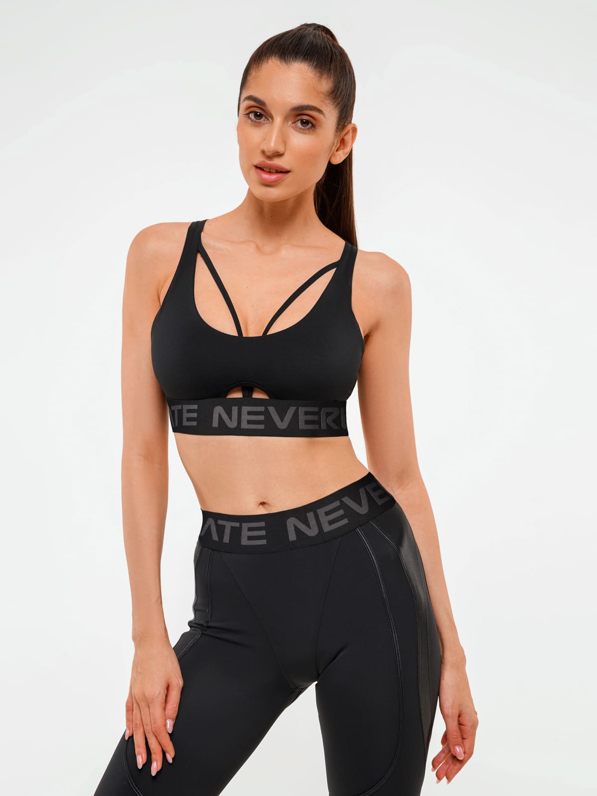 Neverlate Спортивное бра 08.661, черный
