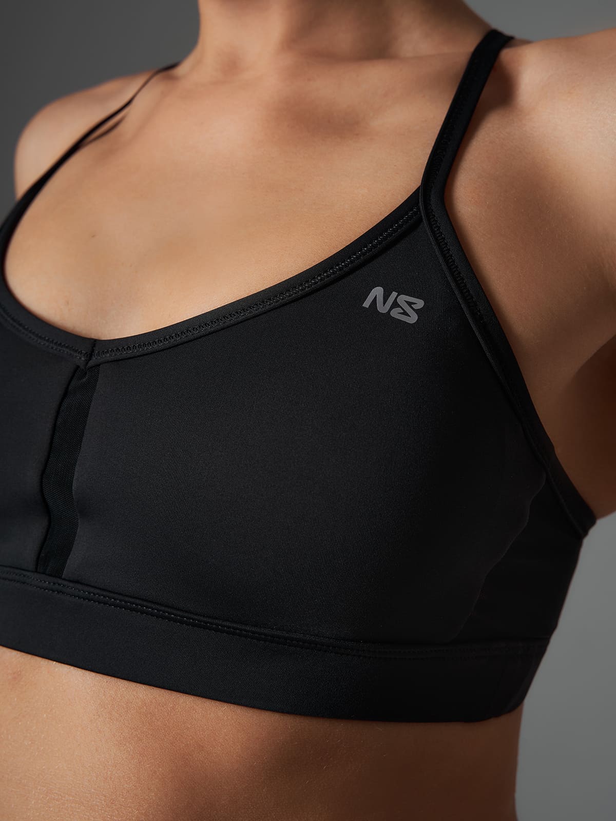 Neverlate Спортивное бра 08.329, черный