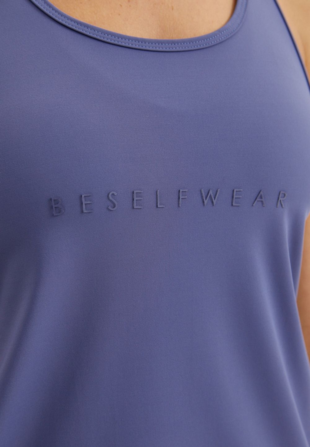 BeSelf Майка удлиненная SATIN BASE, фиолетово-серый