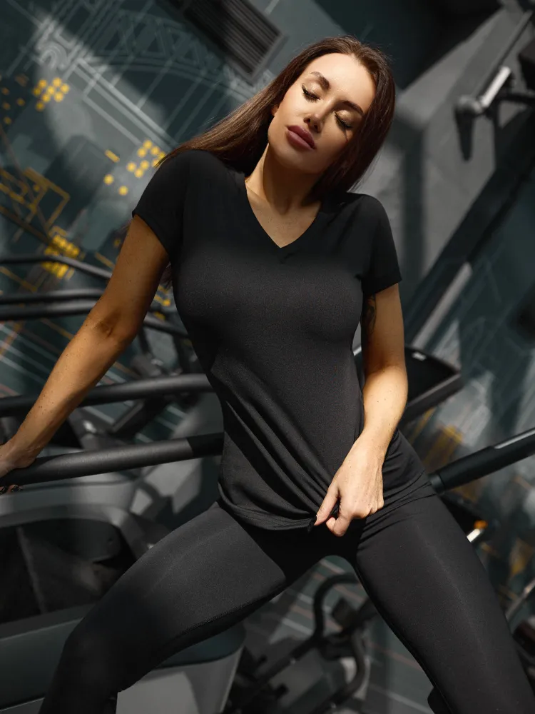 Bona Fide Футболка V-shirt, черный