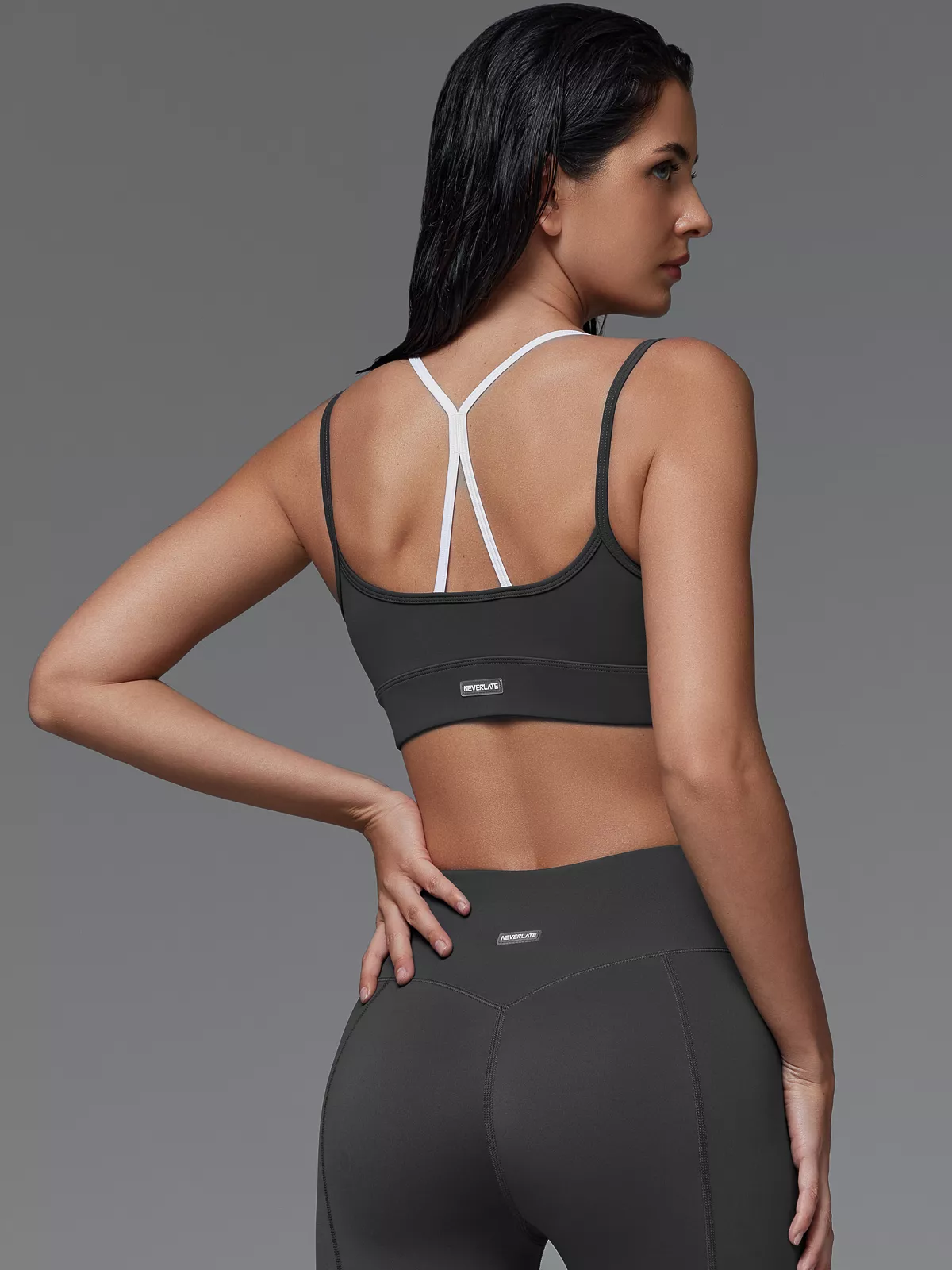 Neverlate Спортивное бра 08.1274, темно-серый-белый