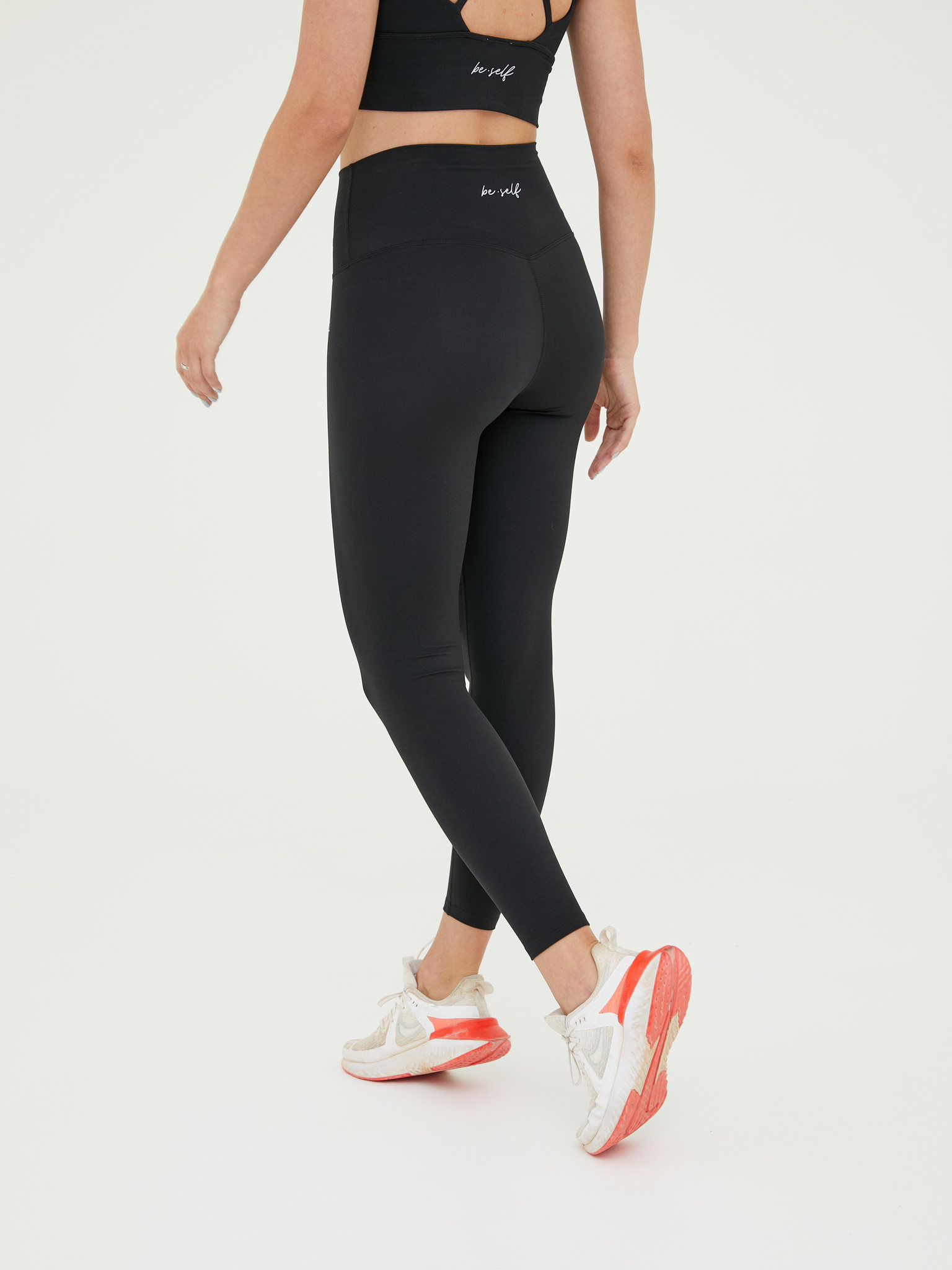 BeSelf Лосины MOTION, черный
