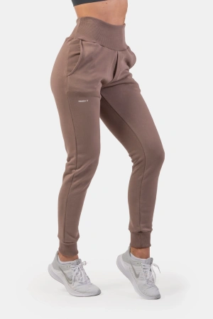 Nebbia Штаны 409 Nebbia IHigh-Waist Loose Fit Sweatpants “Feeling Good”, коричневый